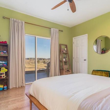 Near Pappy & Harriet'S + Rimrock Ranch W/ Hot Tub Villa Pioneertown ภายนอก รูปภาพ